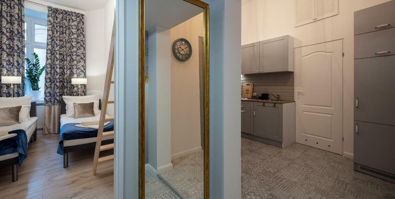 Apartamenty U Tuwima ウッチ エクステリア 写真